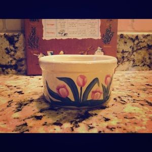 Roseville Miniature Flowered Crock